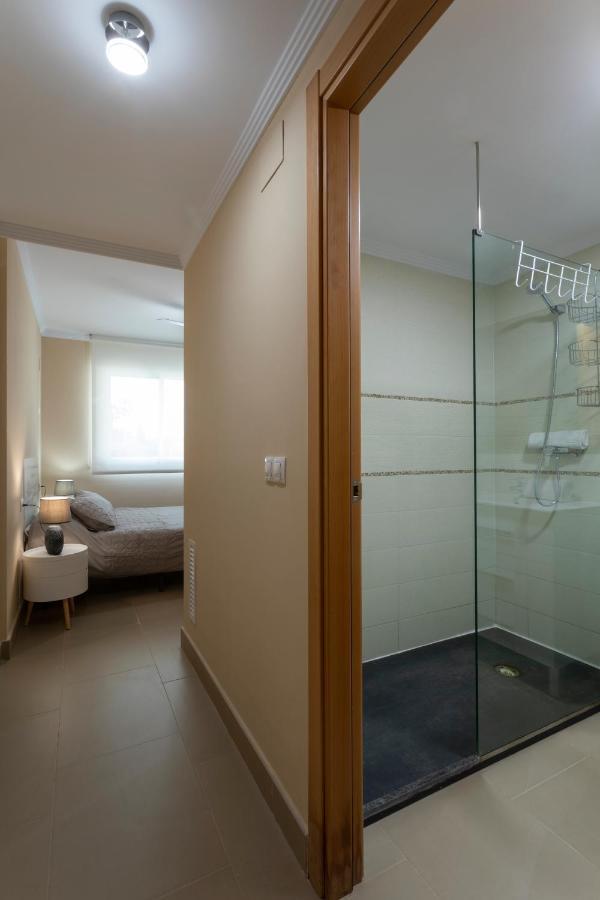 Brisas B2, 2 Dormitorios, Playa A 50M, By Bookindenia Luaran gambar