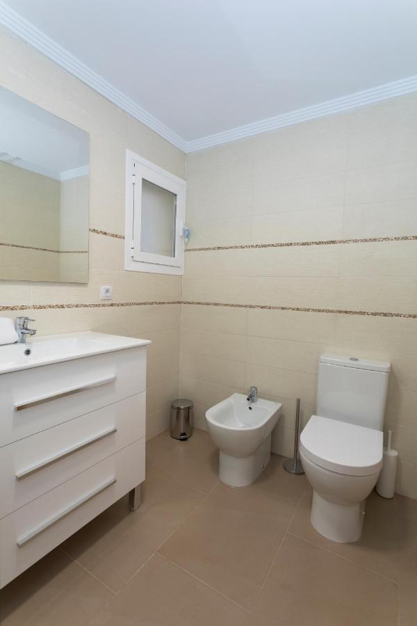Brisas B2, 2 Dormitorios, Playa A 50M, By Bookindenia Luaran gambar